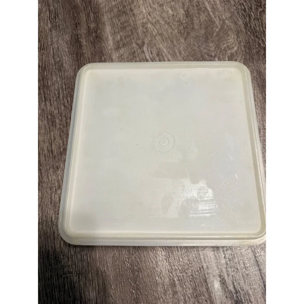 Vintage Tupperware Square Sandwich Keeper Frosted White Food Storage Container